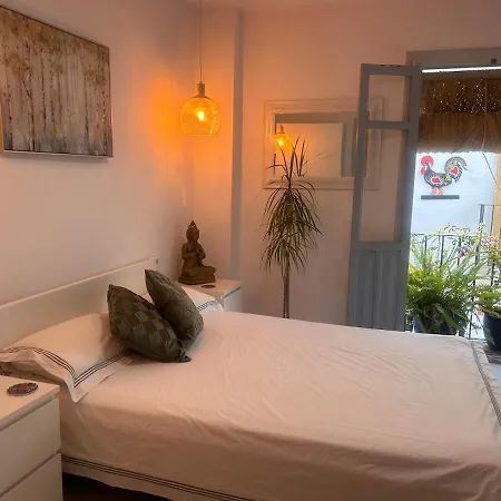 Апартаменты Fabulous 2 Bed-townhouse With Large Rooftop! Эстепона